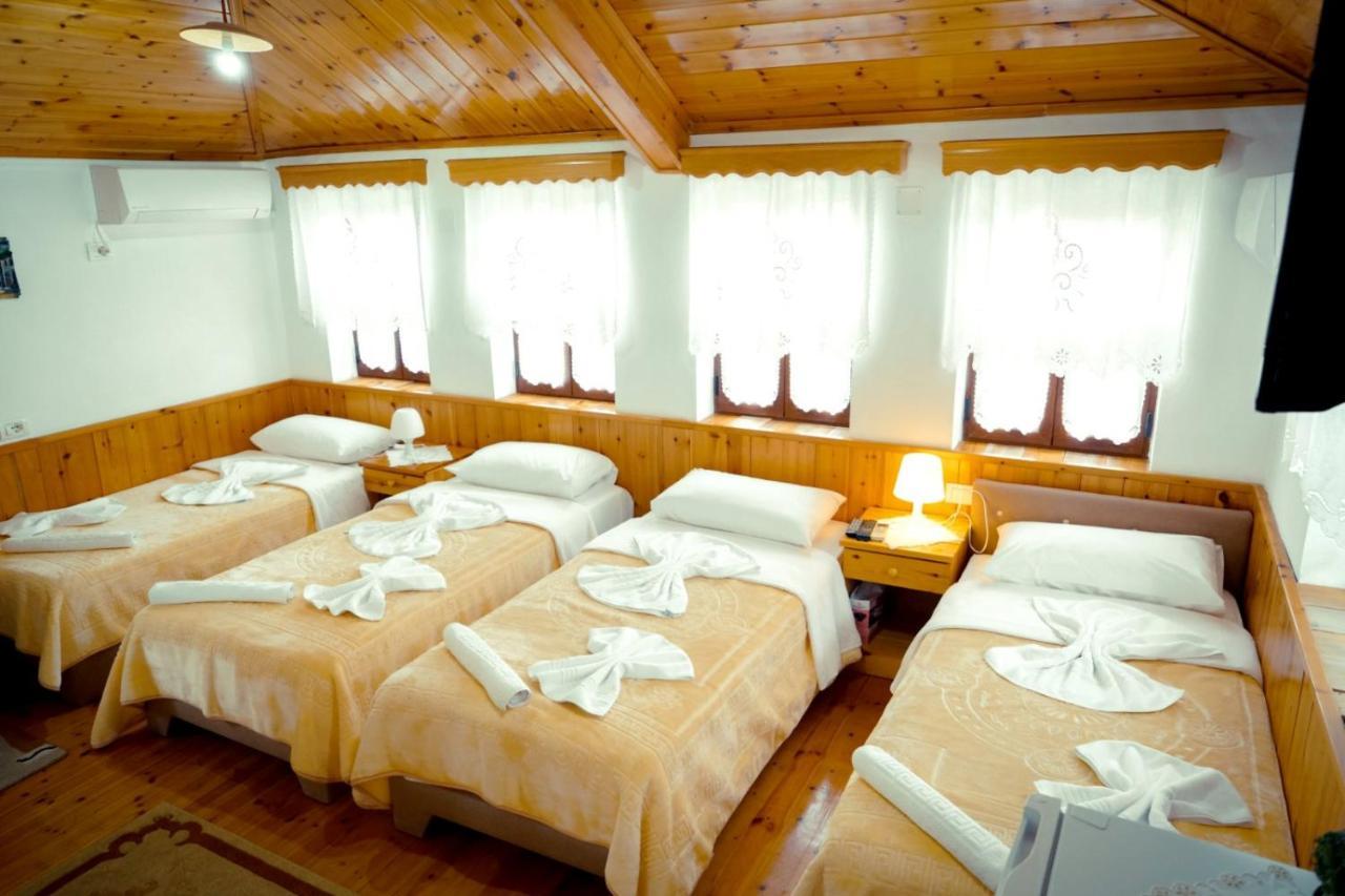 Hotel Domino Gjirokastër Buitenkant foto