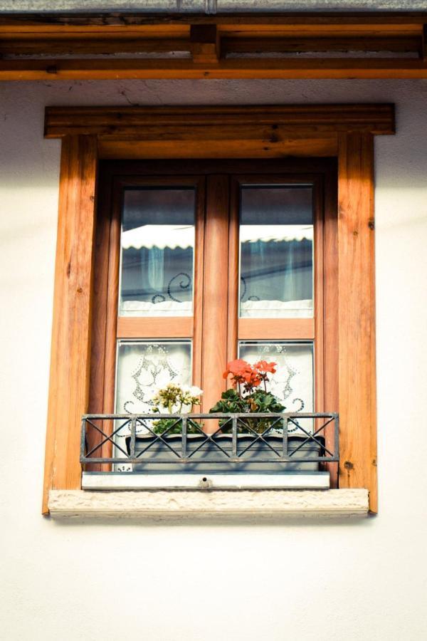 Hotel Domino Gjirokastër Buitenkant foto