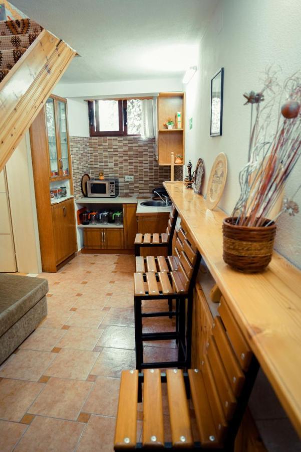 Hotel Domino Gjirokastër Buitenkant foto