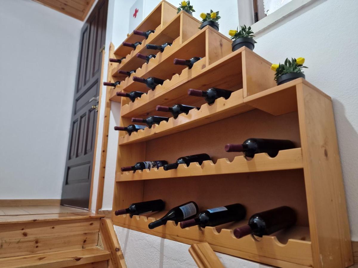 Hotel Domino Gjirokastër Buitenkant foto
