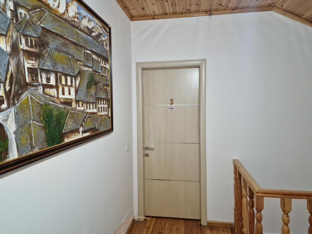 Hotel Domino Gjirokastër Buitenkant foto